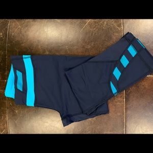 Lululemon Inspire Crop